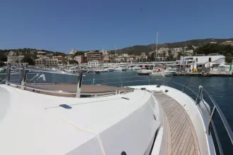 Thumbnail von Fairline Squadron 68