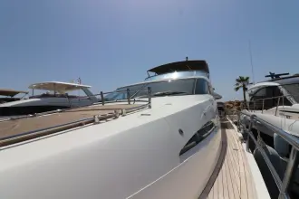 Thumbnail von Fairline Squadron 68
