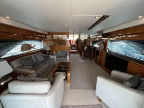 Thumbnail von Fairline Squadron 68