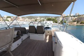 Thumbnail von Fairline Squadron 68