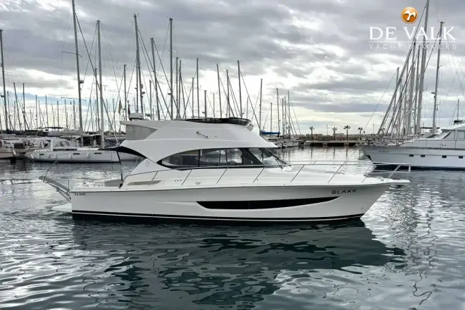 Riviera 39 Open Flybridge