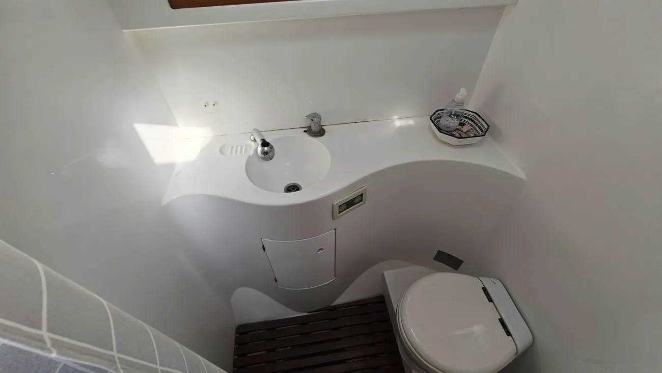 Thumbnail von Lagoon 570