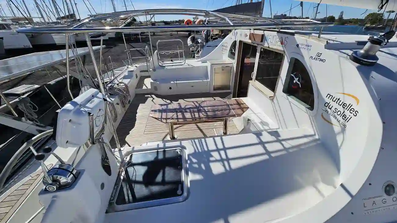 Thumbnail von Lagoon 570