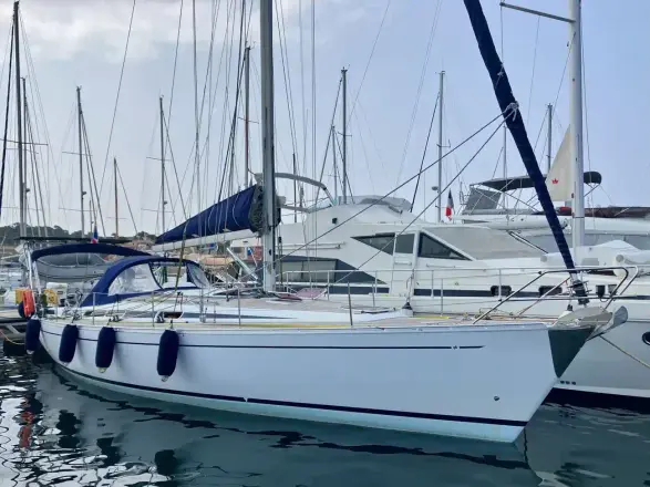 Grand Soleil 43