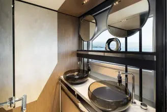 Thumbnail von Ferretti Yachts 720 FERRETTI YACHTS 720