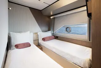 Thumbnail von Ferretti Yachts 720 FERRETTI YACHTS 720