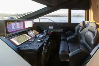 Thumbnail von Ferretti Yachts 720 FERRETTI YACHTS 720