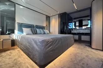 Thumbnail von Ferretti Yachts Infynito 80