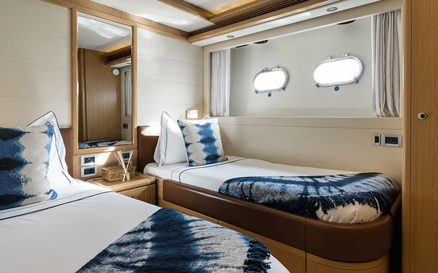 Thumbnail von フェレッティ・ヨット 830 ONYX