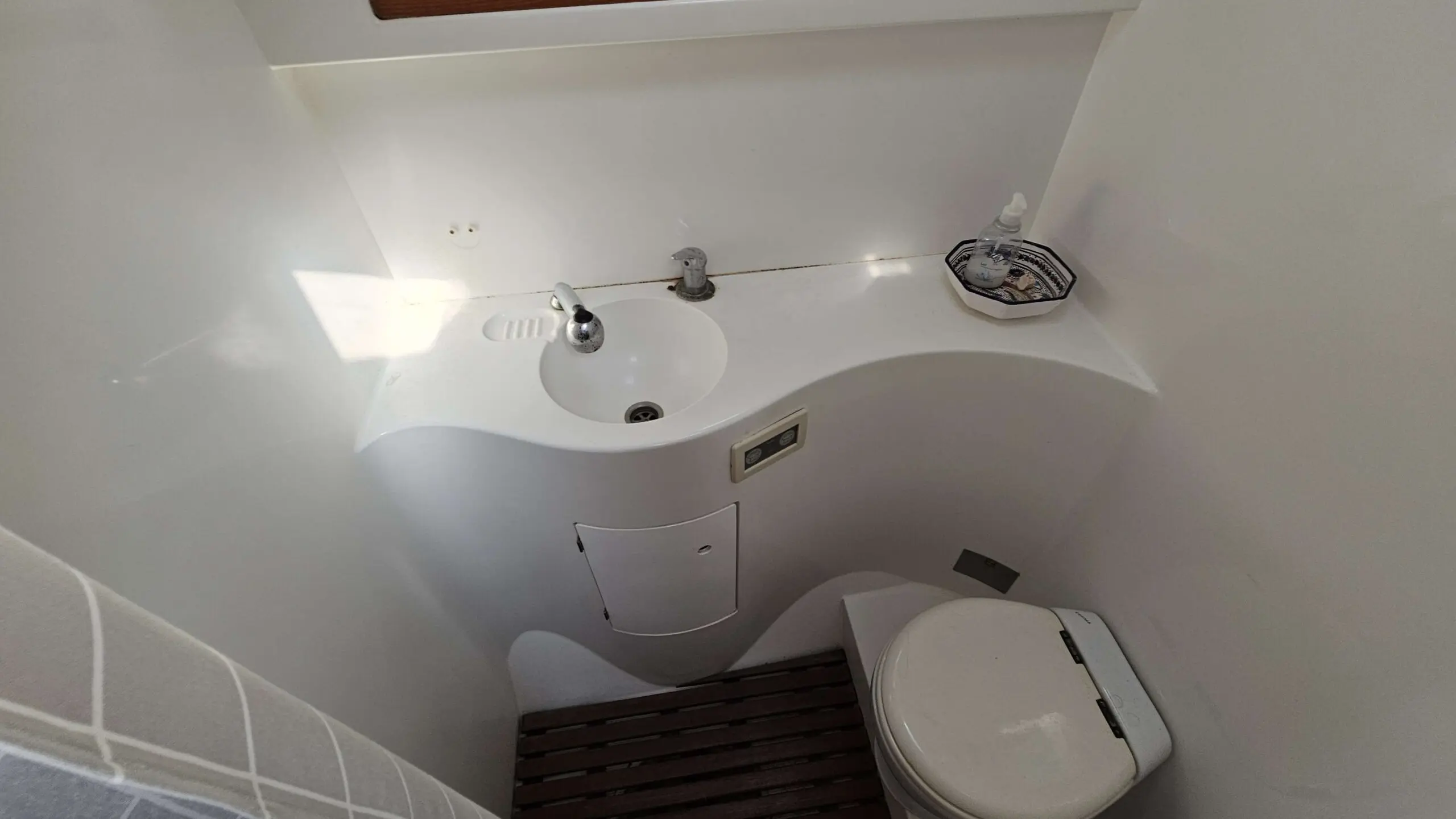 Thumbnail von Lagoon 570