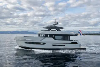 Thumbnail von Outer Reef Yachts 780 Adventure