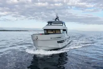 Thumbnail von Outer Reef Yachts 780 Adventure