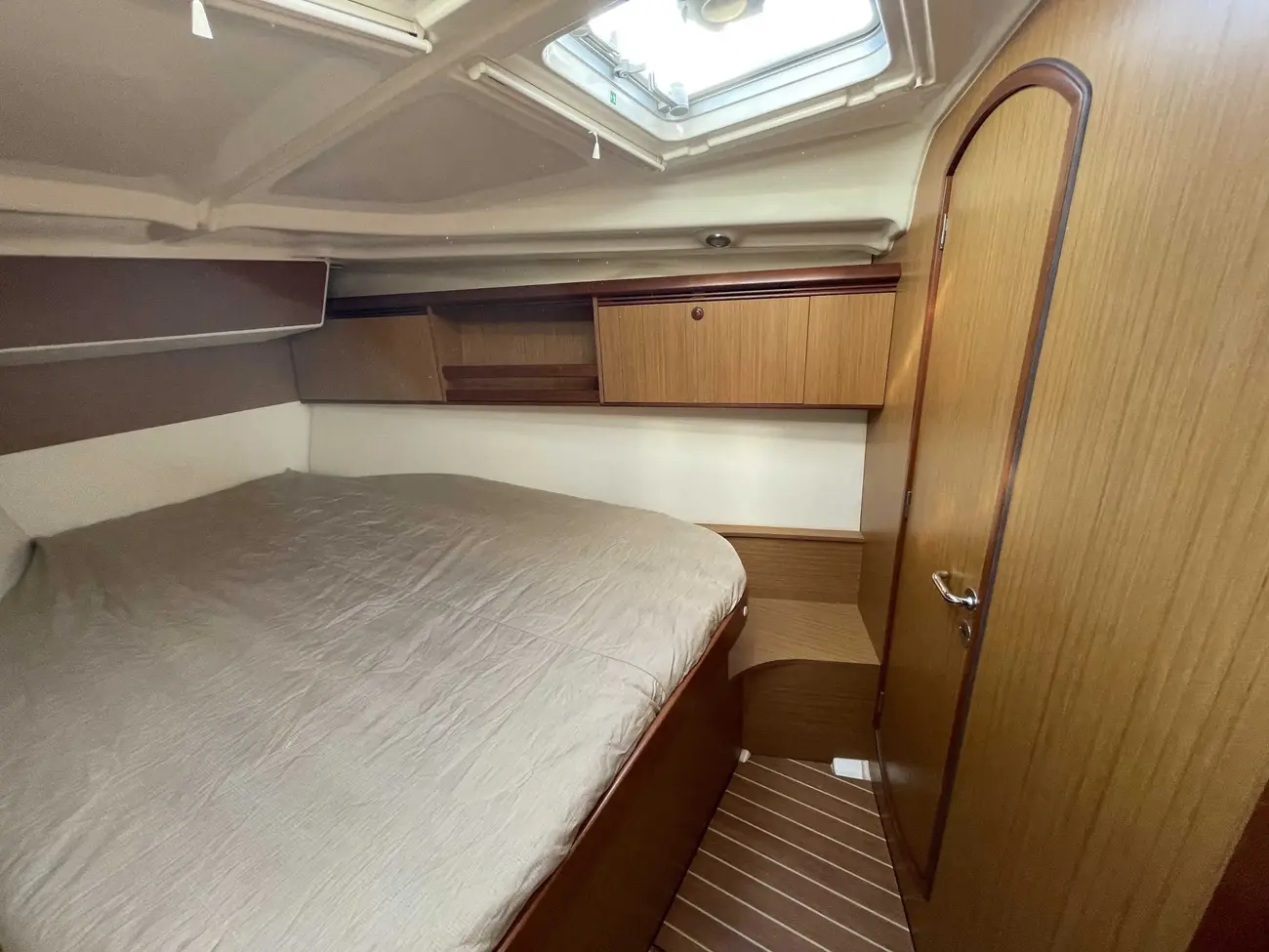 Thumbnail von Jeanneau Sun Odyssey 45