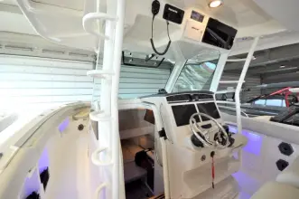Thumbnail von Boston Whaler 380 Outrage BOSTON WHALER