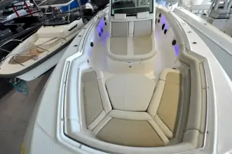 Thumbnail von Boston Whaler 380 Outrage BOSTON WHALER