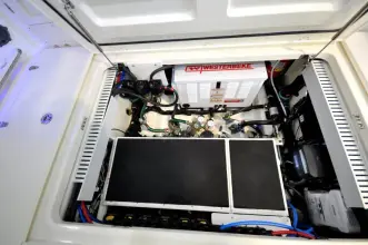 Thumbnail von Boston Whaler 380 Outrage BOSTON WHALER