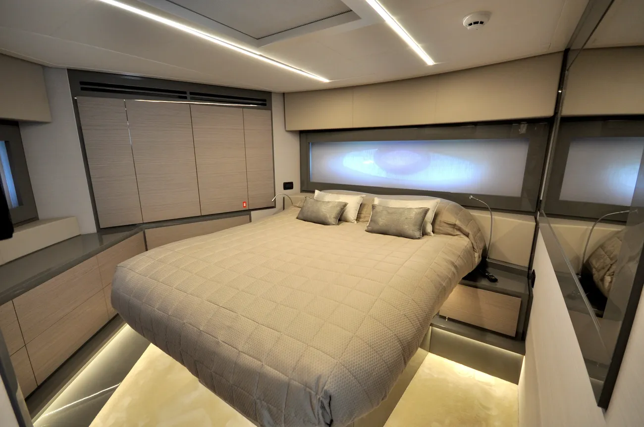 Thumbnail von Pershing 62 PERSHING 62