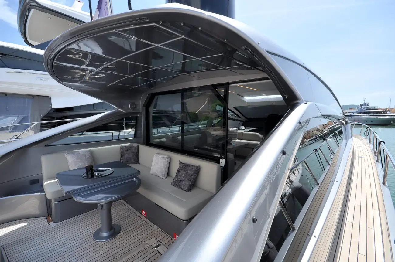 Thumbnail von Pershing 62 PERSHING 62