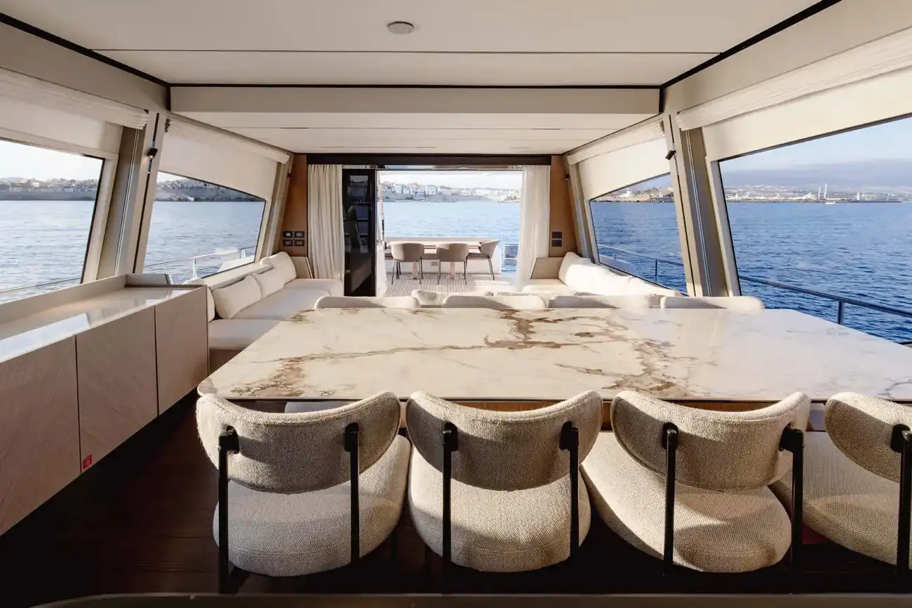 Thumbnail von Ferretti Yachts 720 FERRETTI YACHTS 720