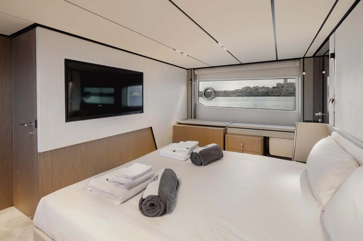 Thumbnail von Ferretti Yachts 720 FERRETTI YACHTS 720