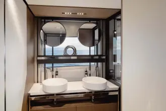 Thumbnail von Ferretti Yachts 720 FERRETTI YACHTS 720