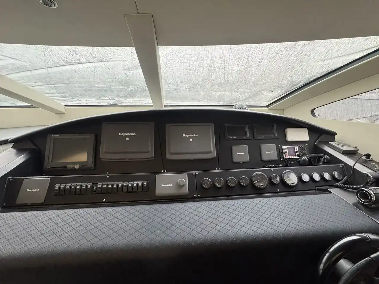 Thumbnail von Sunseeker Predator 82 BLACK ZEN