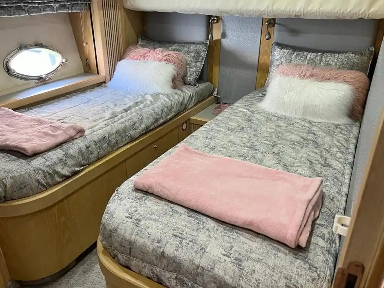 Thumbnail von Sunseeker Predator 82 BLACK ZEN