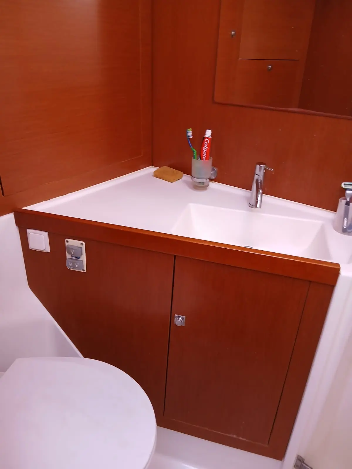 Thumbnail von Beneteau Oceanis 45 io non c'e