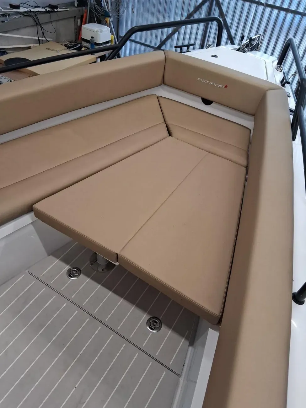 Thumbnail von Axopar 28 Cabin