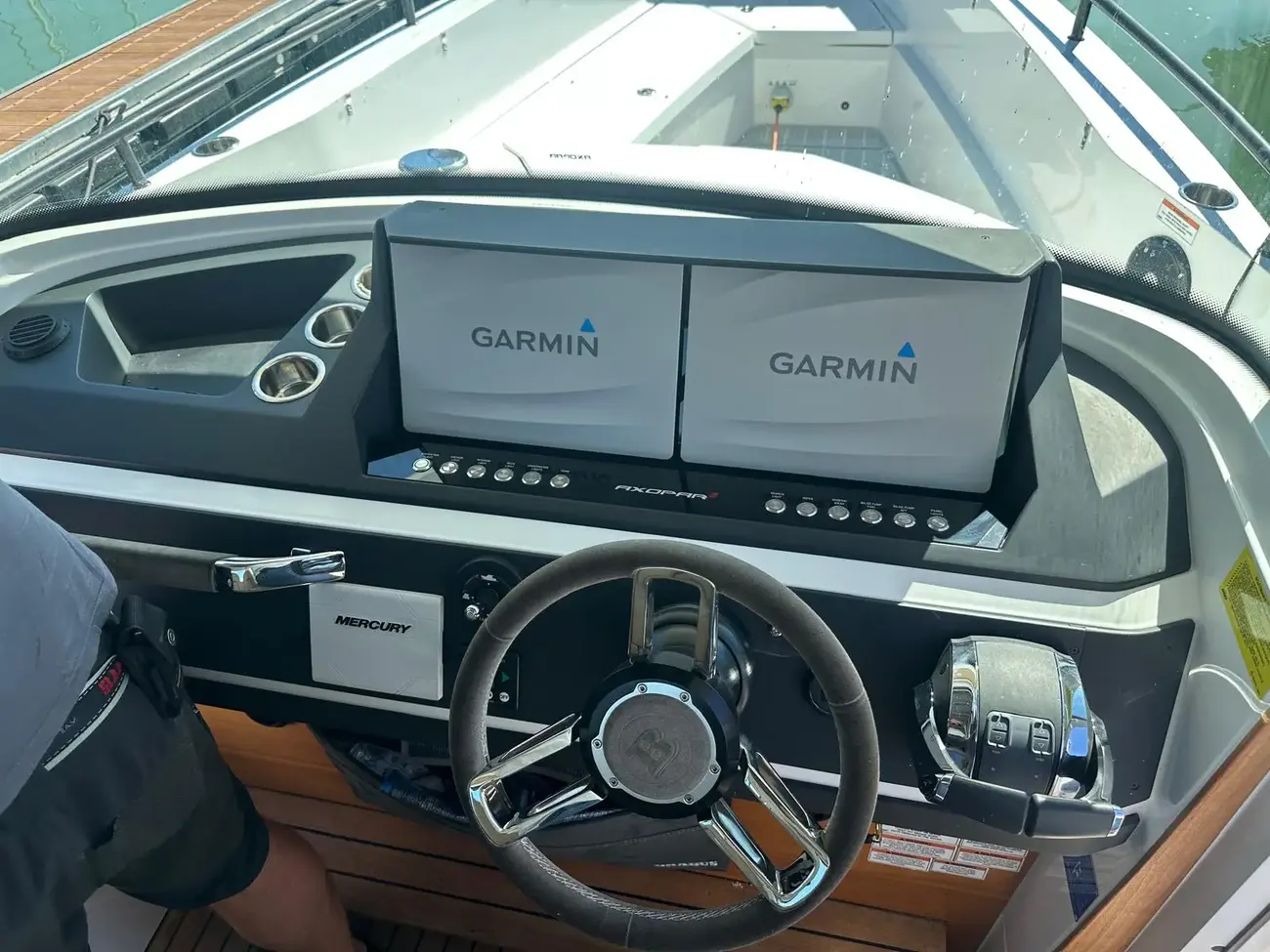 Thumbnail von Axopar 28 Cabin