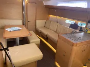 Thumbnail von Dufour 412 Grand Large