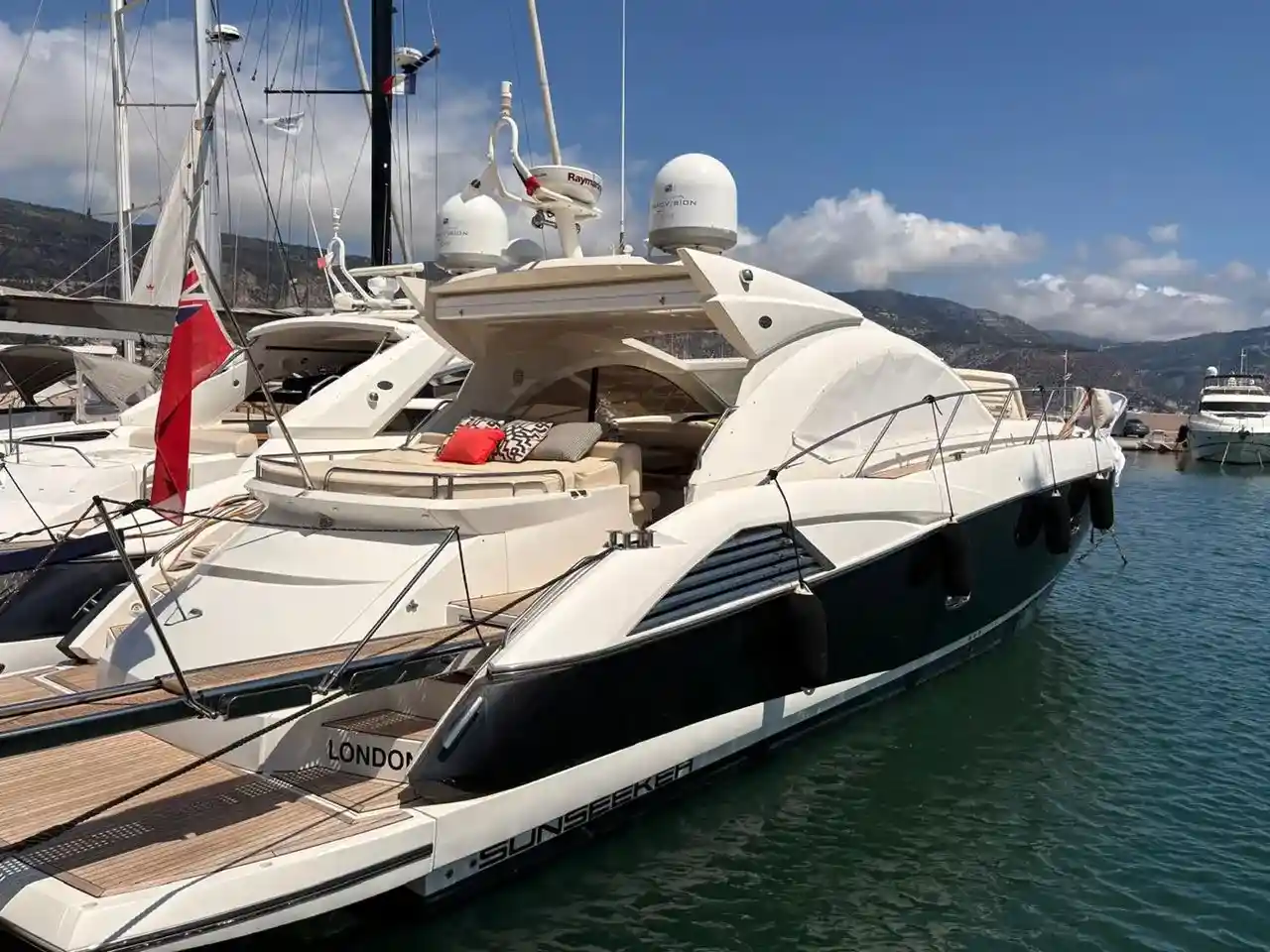 Thumbnail von Sunseeker Predator 54 JUNE