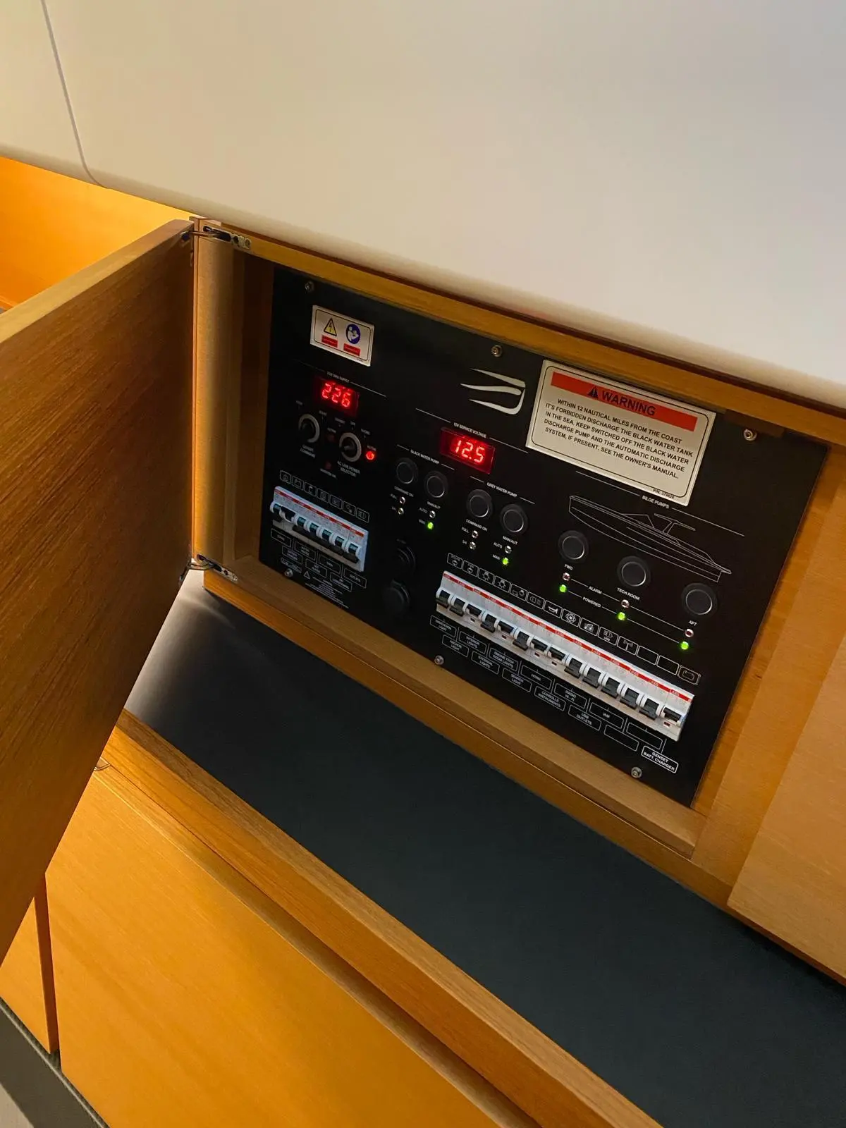 Thumbnail von Wallytender48 WALLY Wallytender 48