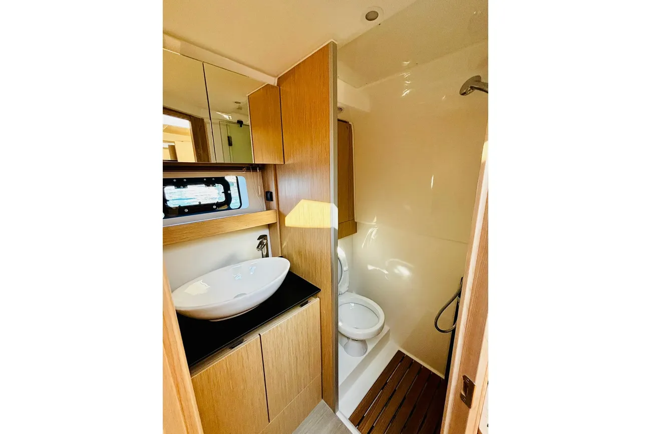 Thumbnail von Bavaria SR33 HT