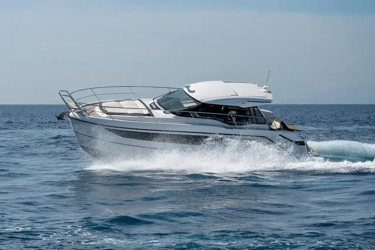 Thumbnail von Bavaria SR33 HT