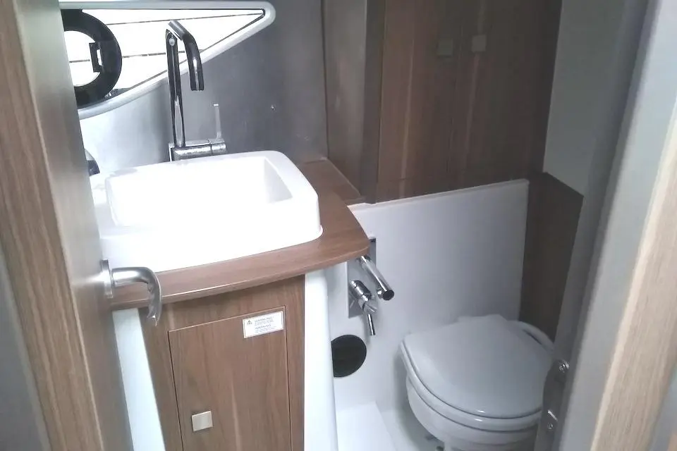 Thumbnail von Sealine S330