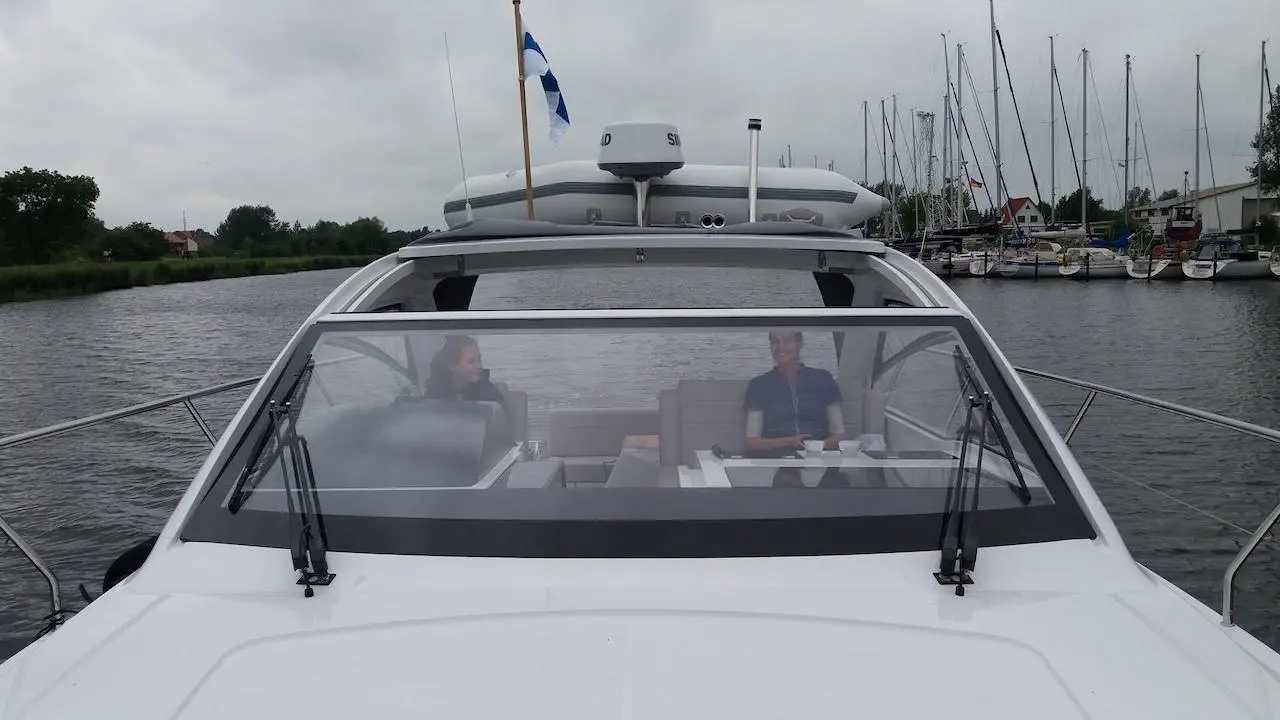 Thumbnail von Sealine S330