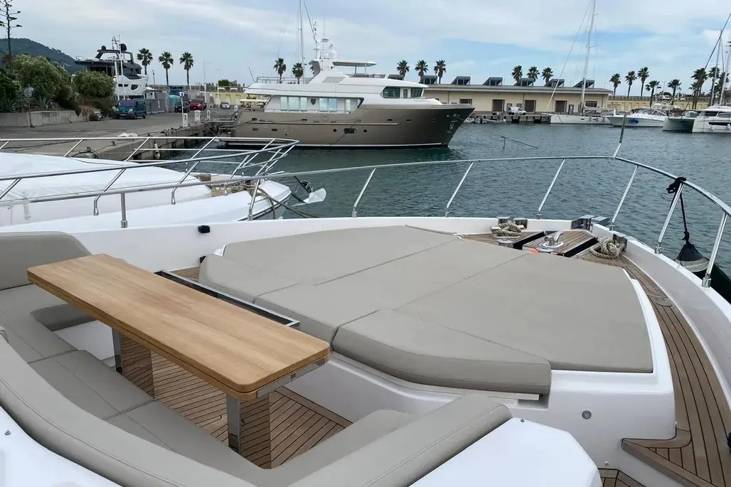 Thumbnail von Ferretti Yachts 780 Kayra I
