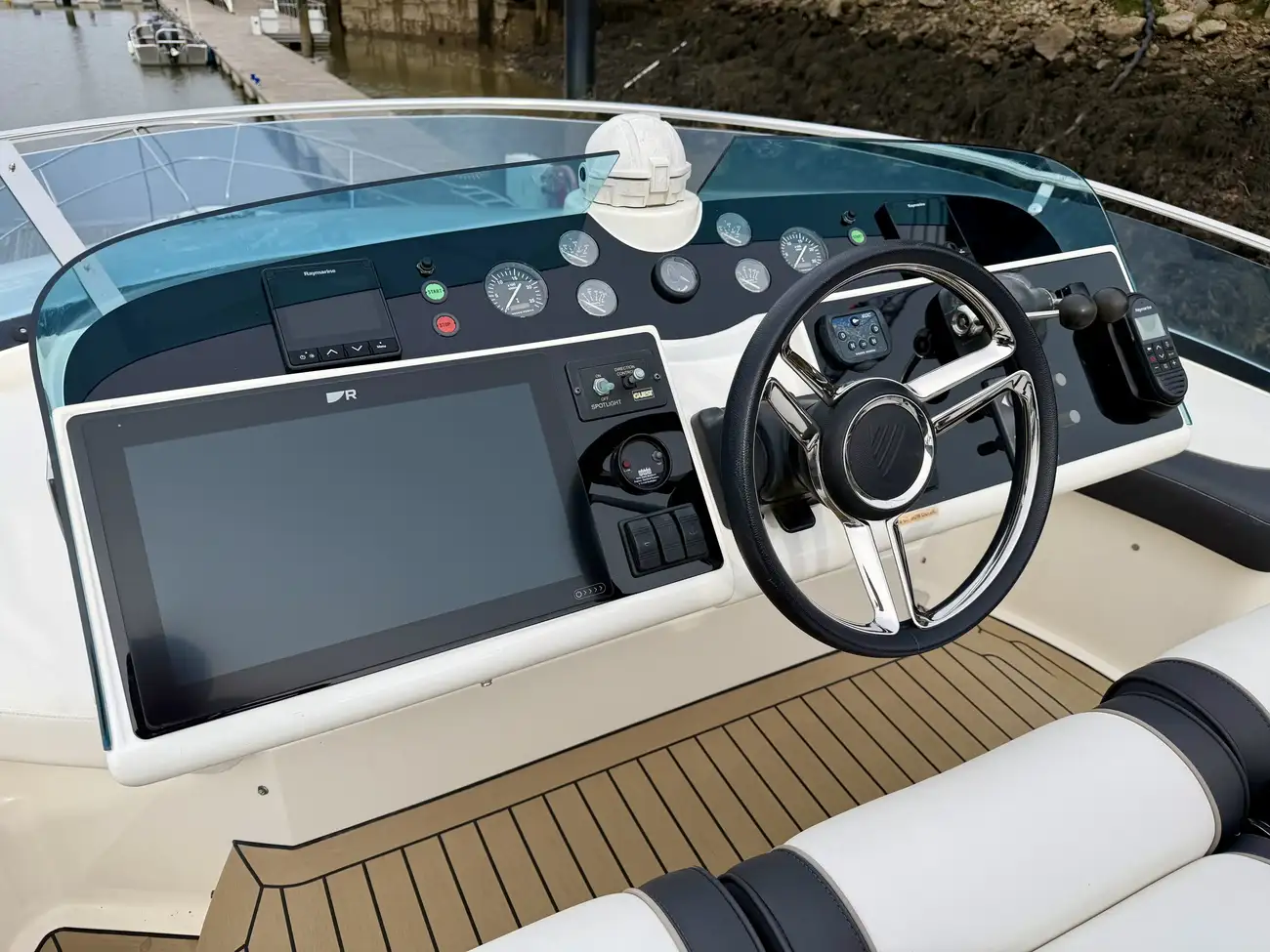 Thumbnail von Fairline Squadron 52 MCM