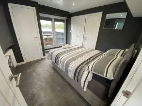 Thumbnail von French & Peel Widebeam 24m