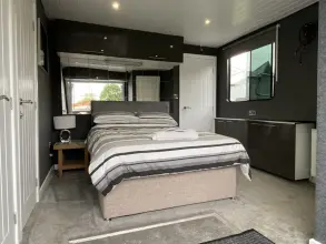 Thumbnail von French & Peel Widebeam 24m