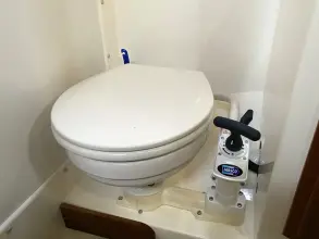 Thumbnail von Trident Marine Voyager 40 Just the One of Swansea