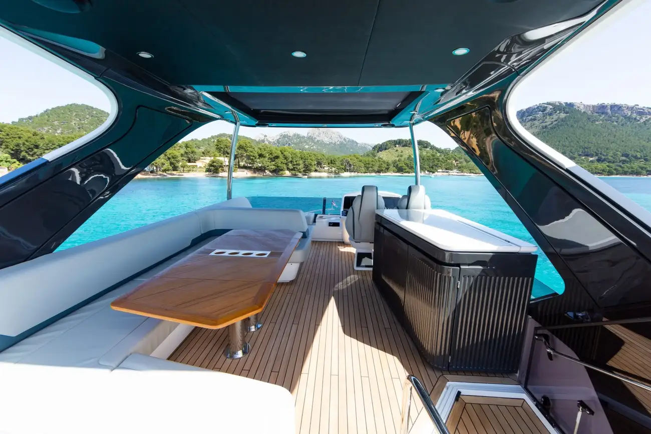 Thumbnail von Fairline Squadron 58