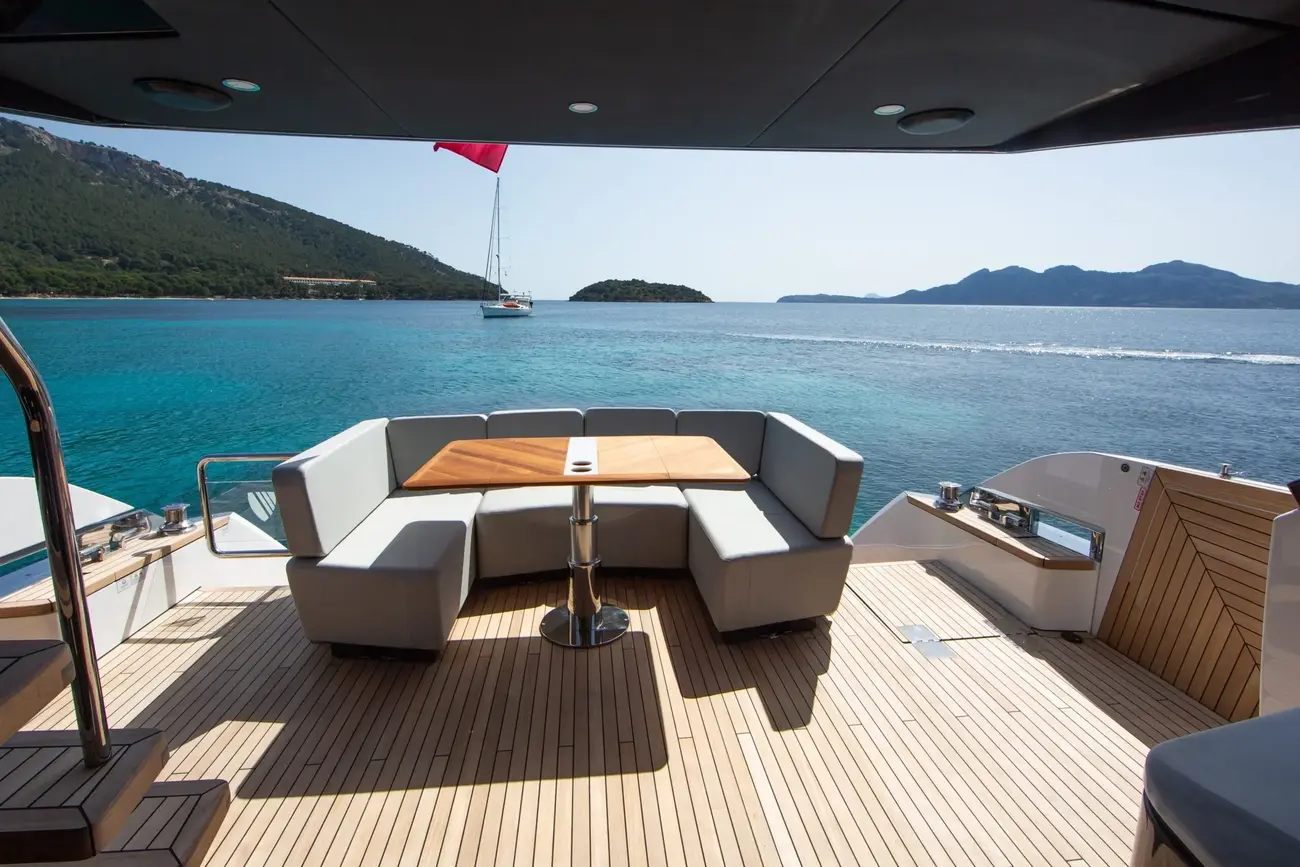 Thumbnail von Fairline Squadron 58