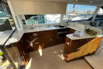 Thumbnail von Fairline Squadron 58 IN STOCK