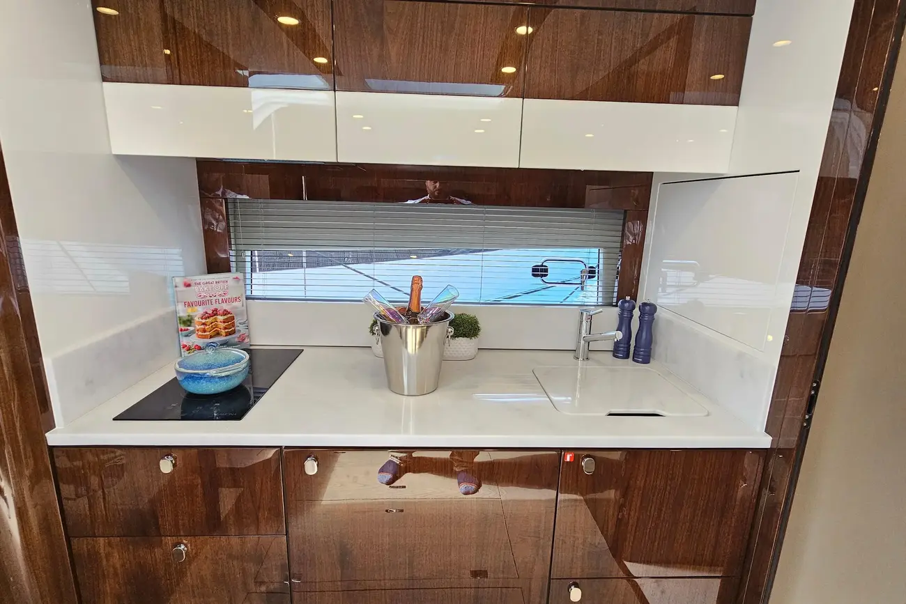 Thumbnail von Fairline Targa 45 Open Volvo IPS & DPS