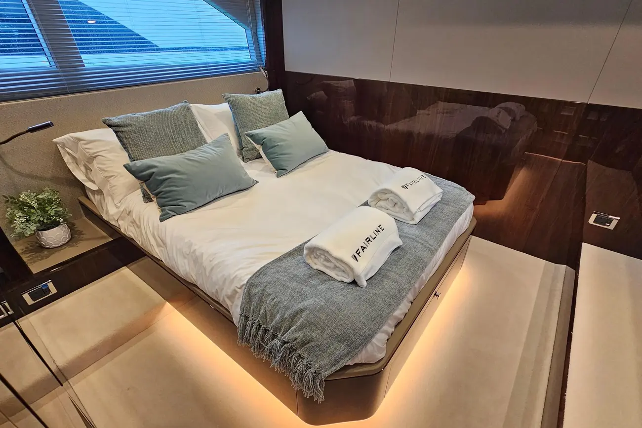 Thumbnail von Fairline Targa 45 Open Volvo IPS & DPS