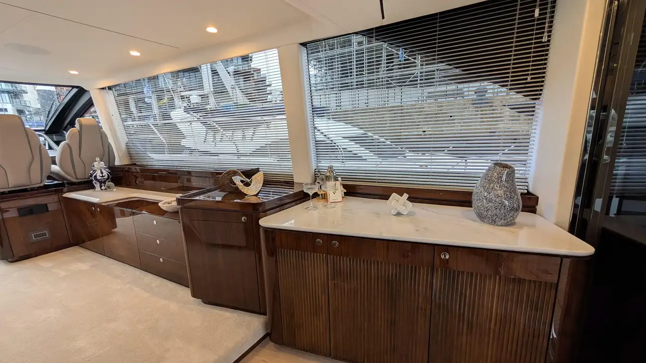 Thumbnail von Fairline Squadron 58 Award Winning Design