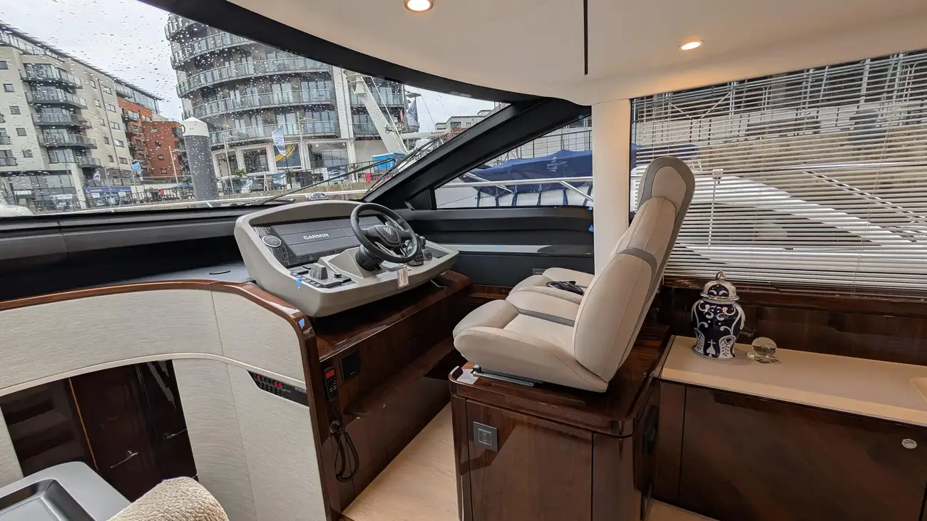 Thumbnail von Fairline Squadron 58 Award Winning Design