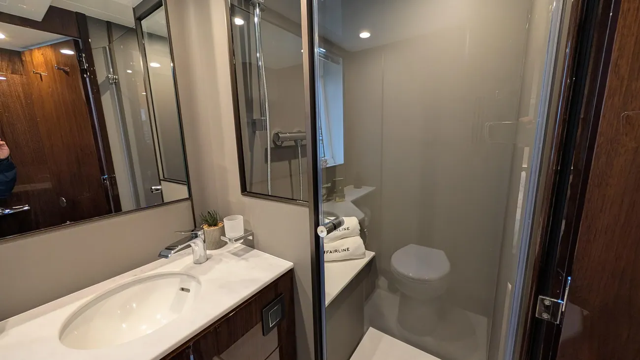 Thumbnail von Fairline Squadron 58 Award Winning Design